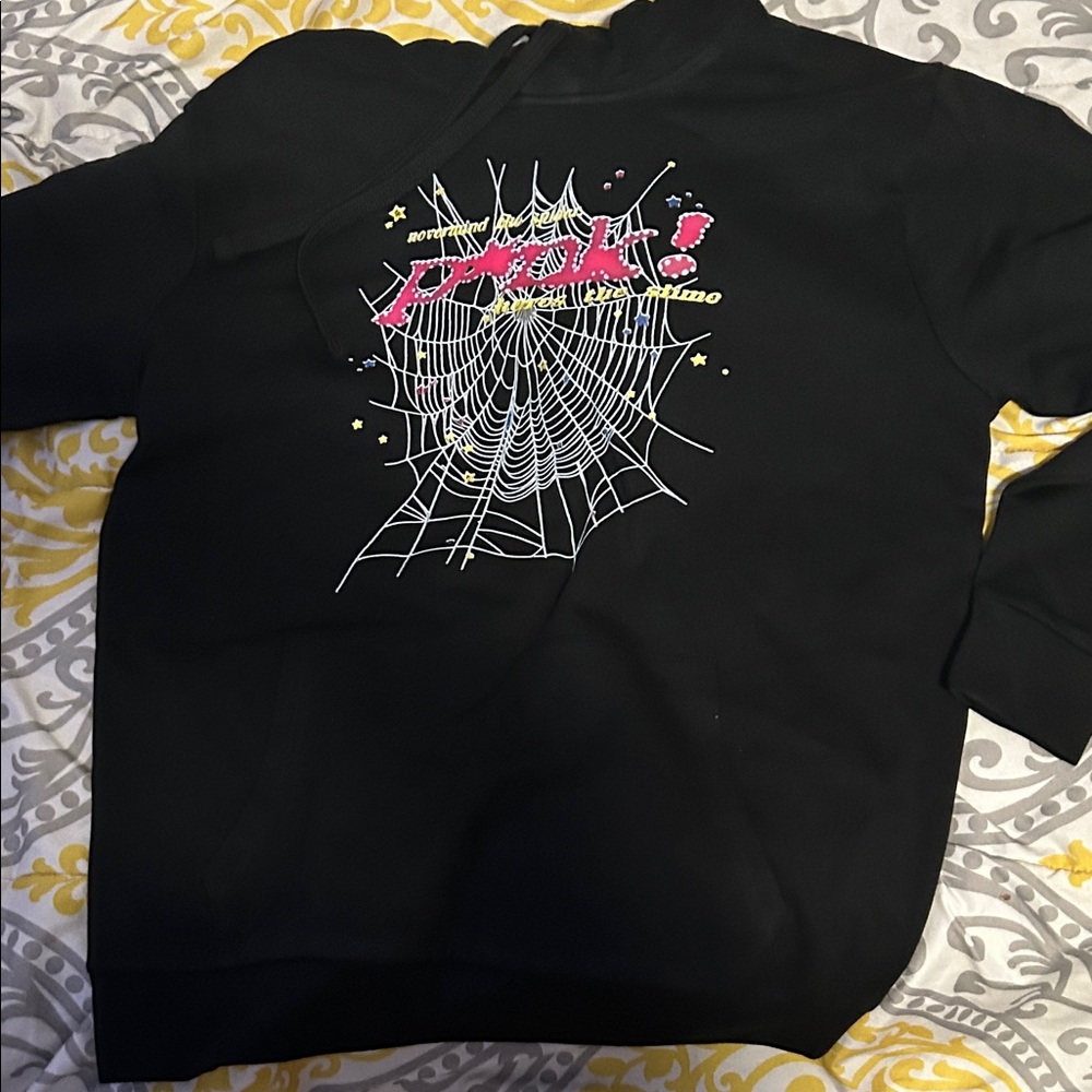 Stylish Black Graphic Crewneck Sweater
